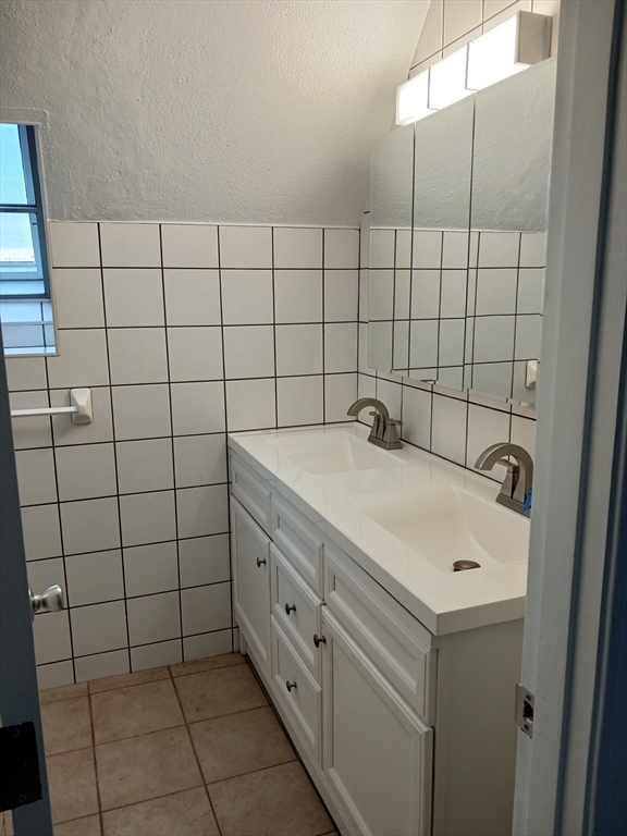 160 Turner Rd, Scituate