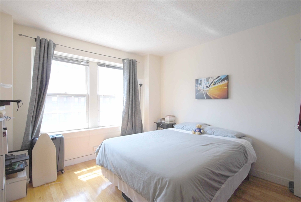 534 Beacon St, Back Bay