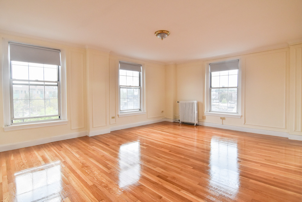 1284 Beacon St, Coolidge Corner