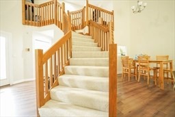 65 Bayberry Ln, Dartmouth