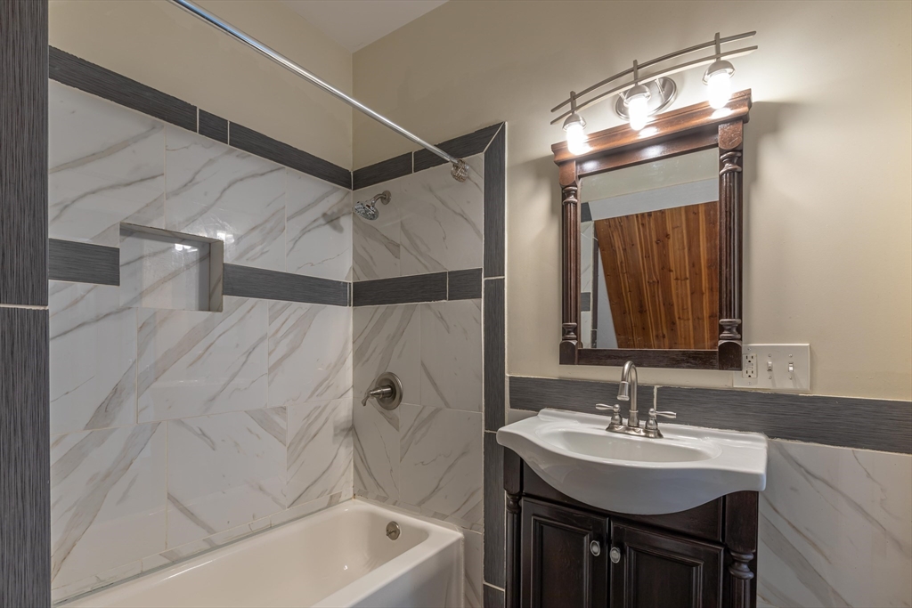 376 Medford St, Somerville