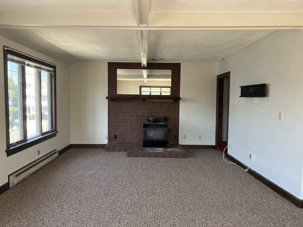 28 Wellesley St, Tufts University