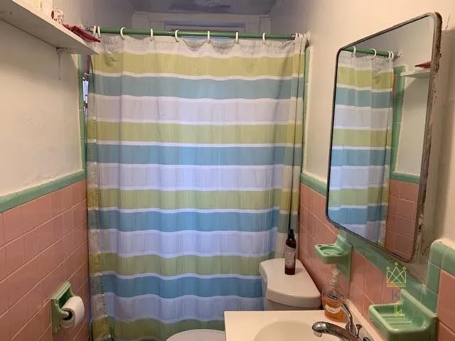 1957 Commonwealth Ave, Brighton