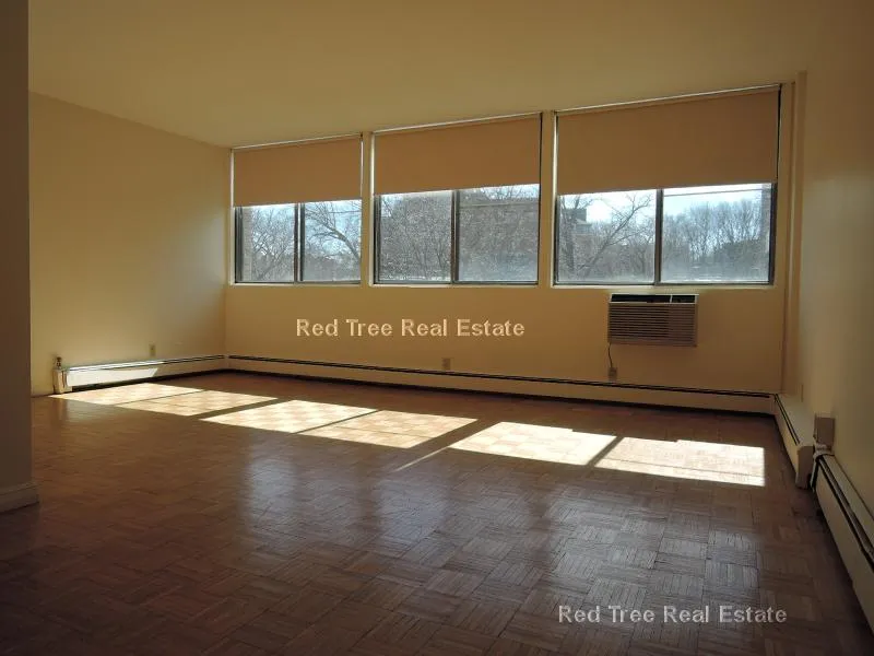 1455 Commonwealth Ave, Brighton