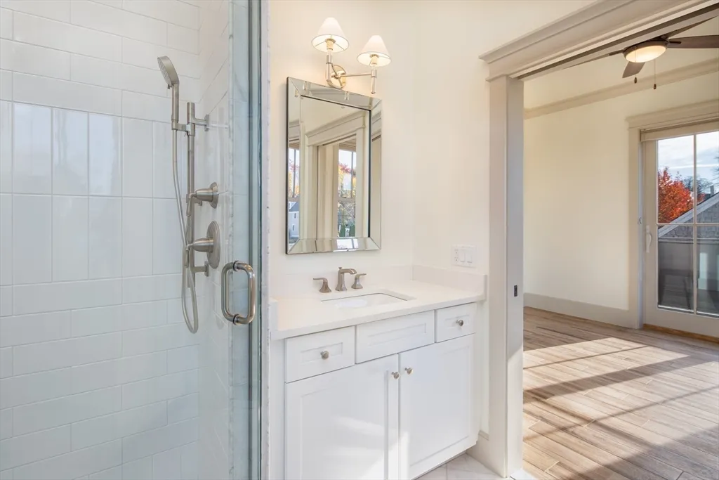 6 Market, Newburyport