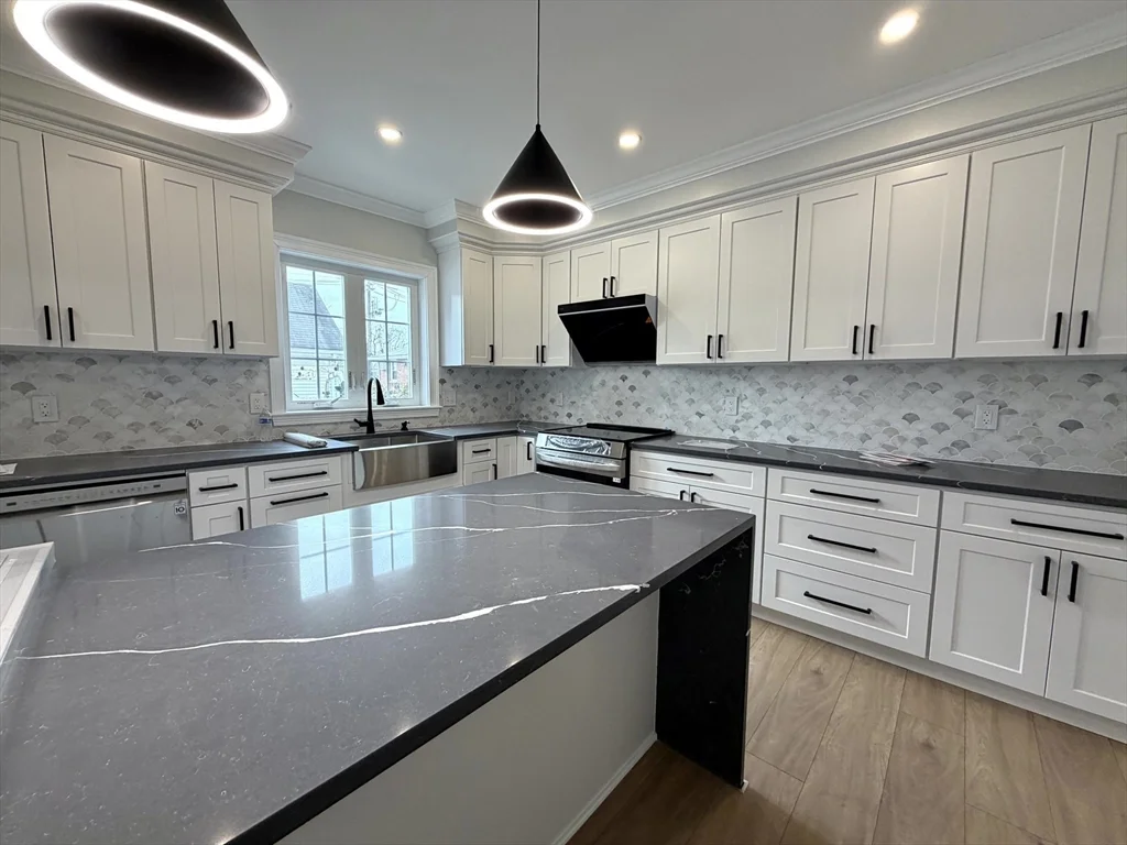 67 Jewett St, Newton