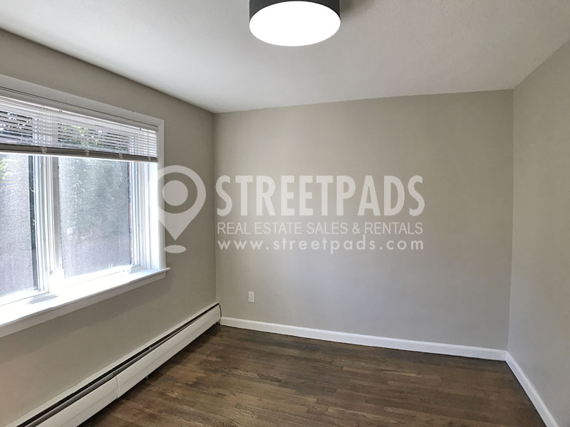 50 Evergreen St, Jamaica Plain