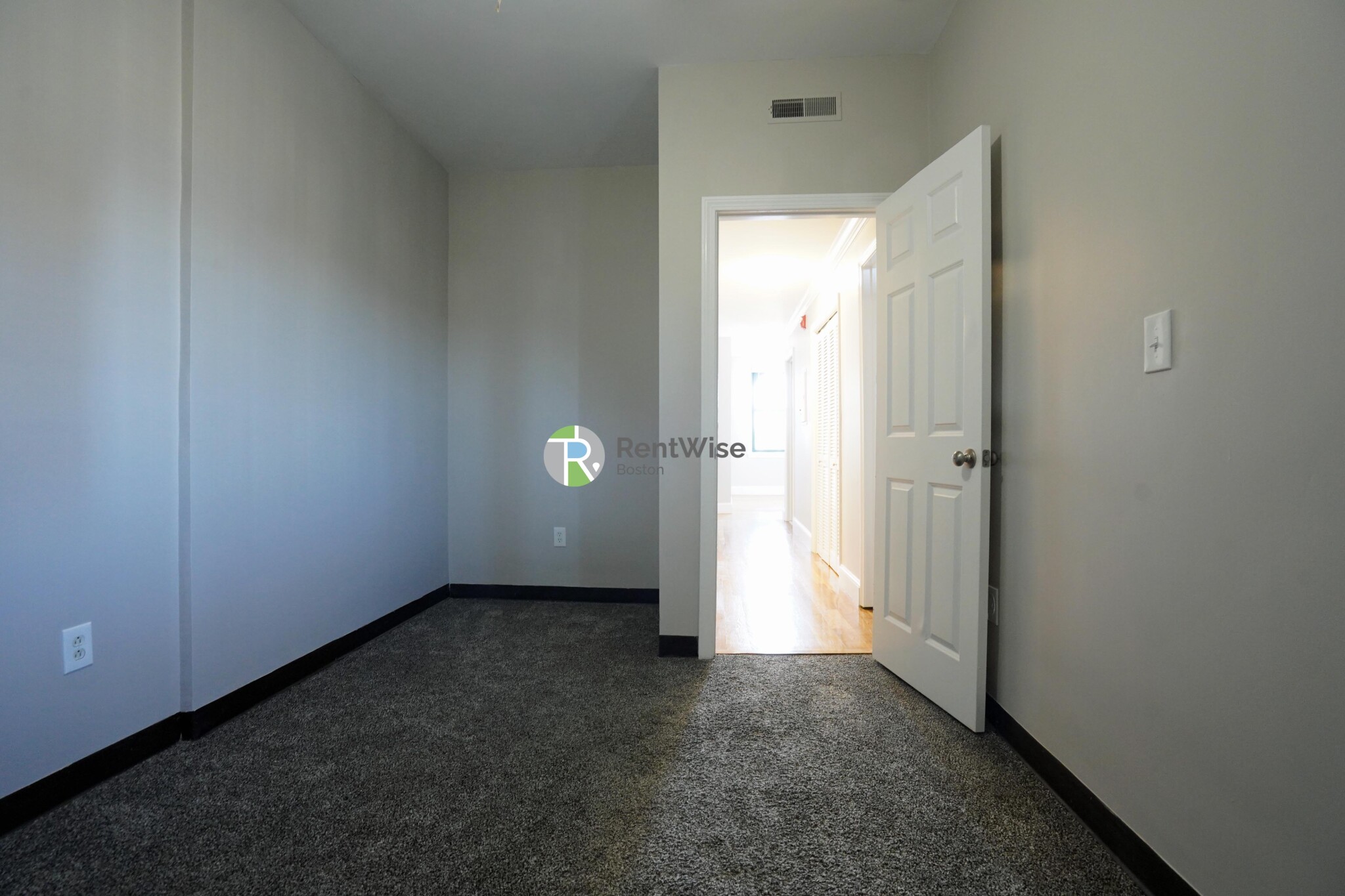 365 Washington St, Brighton