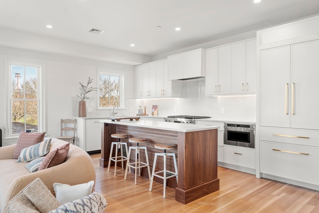 60 Williams St, Jamaica Plain