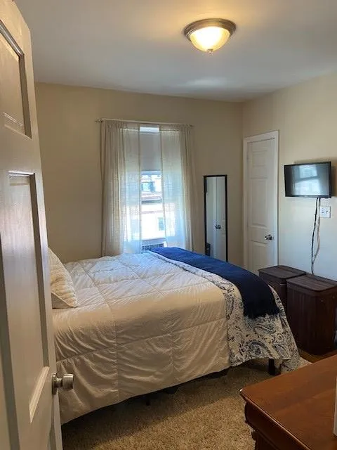 28 L St, South Boston