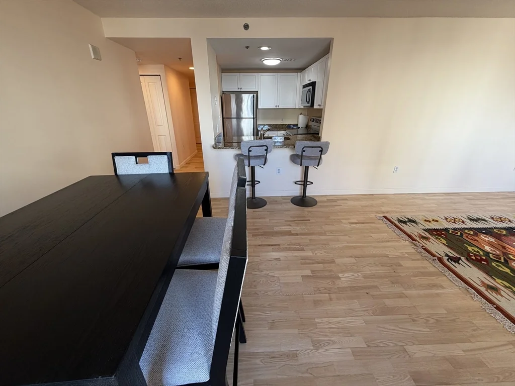 8 Museum Way, East Cambridge