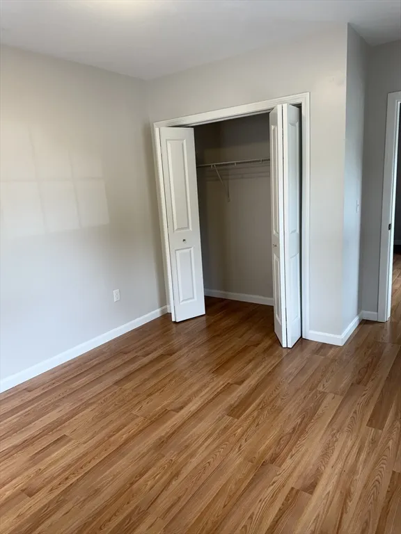 576 South Ave, Whitman