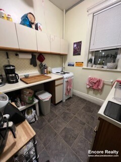 105 Queensberry St, Fenway