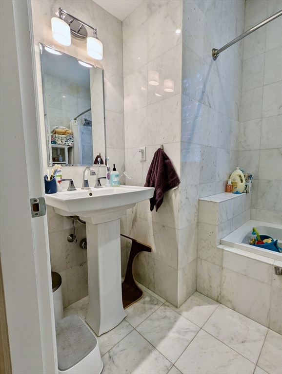 925 East Broadway, South Boston