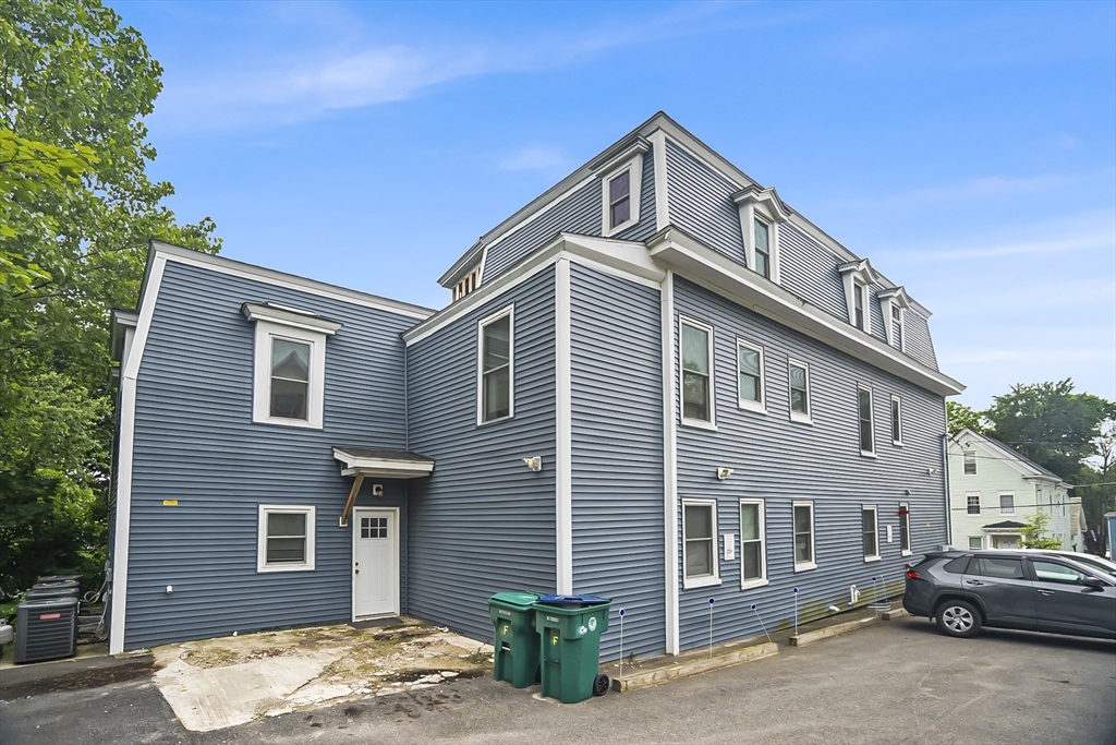 29-33 Highland Ave, Fitchburg
