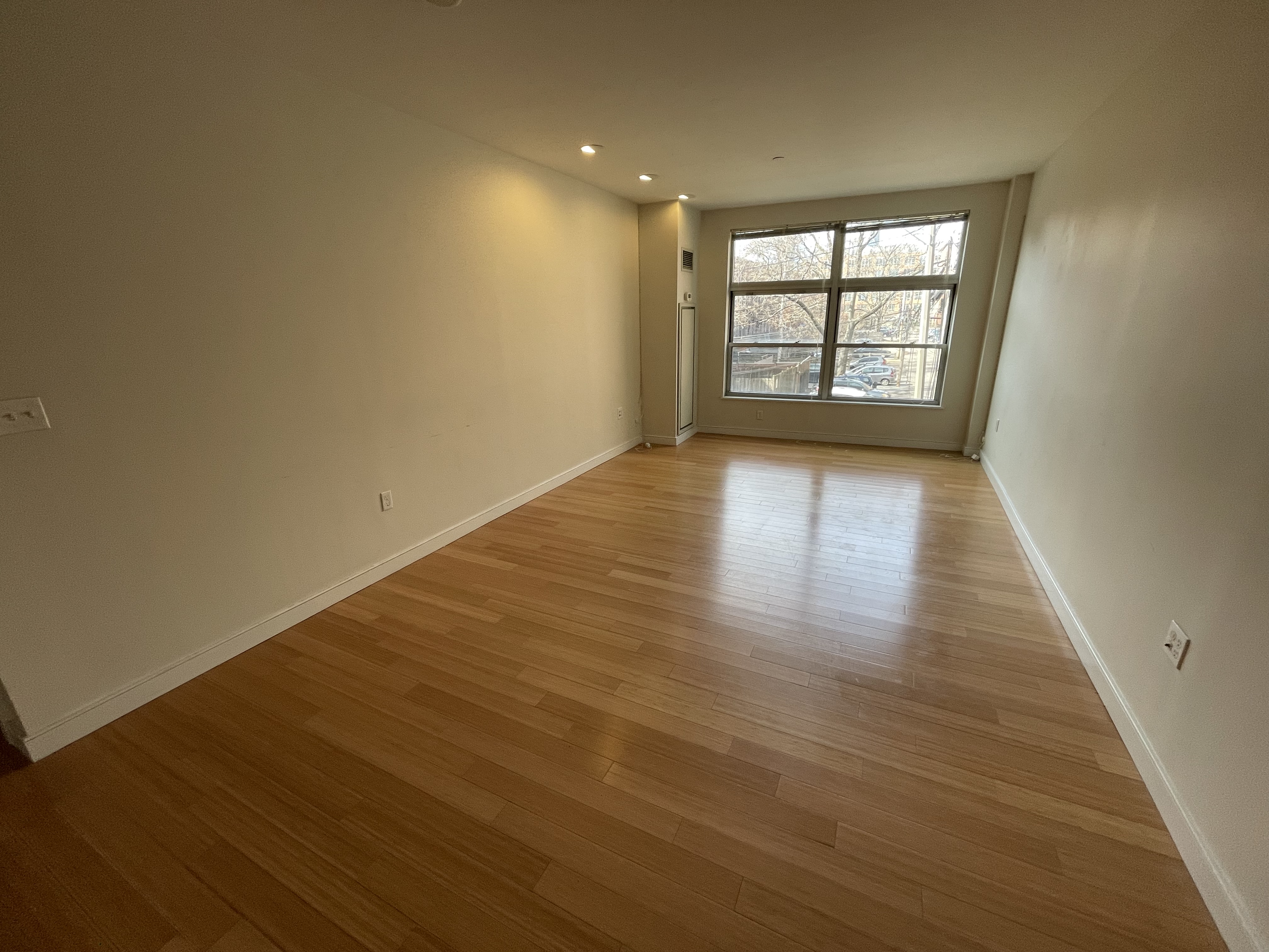 601 Albany St, South End