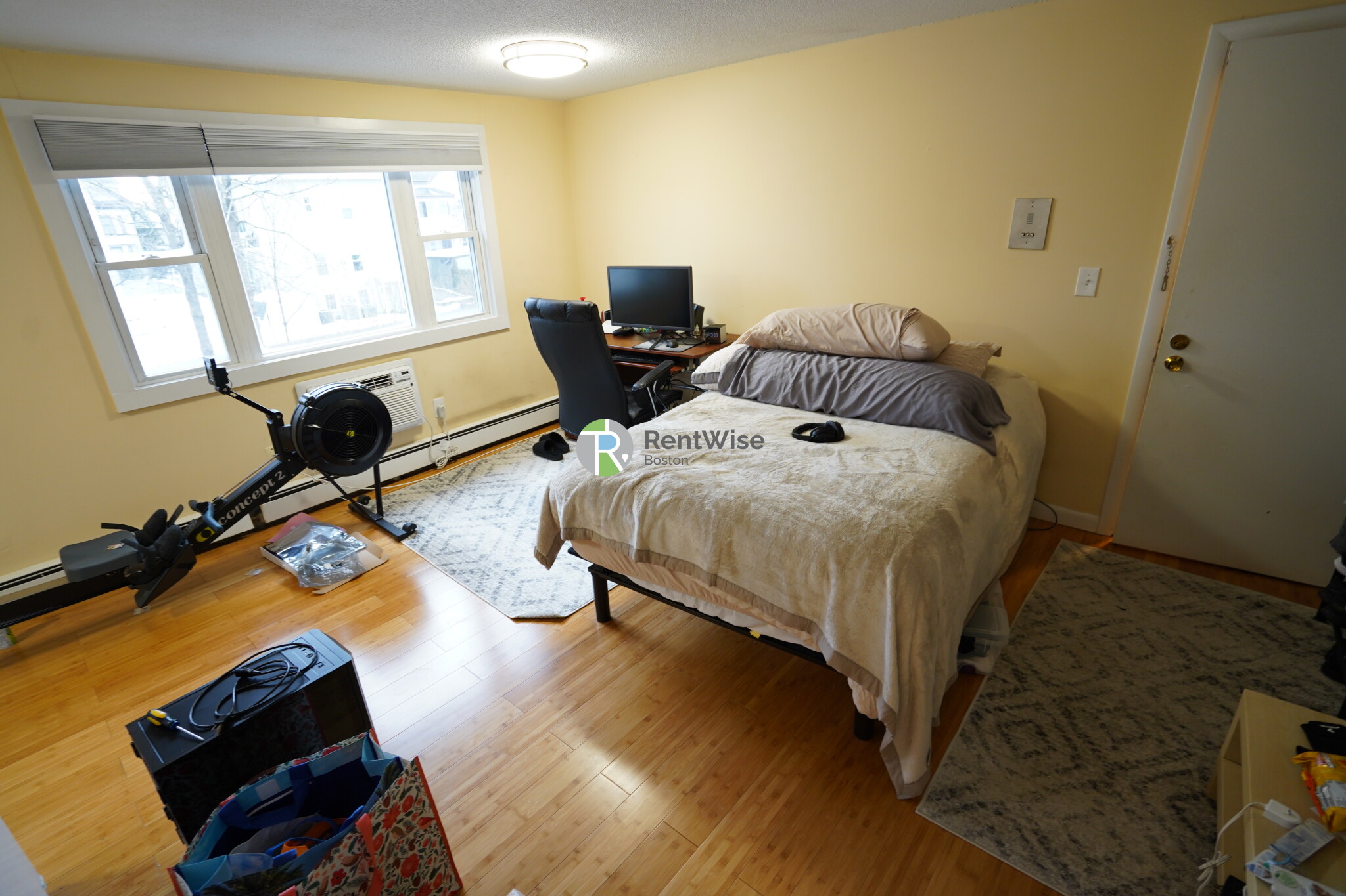 121 Ash St, South Side