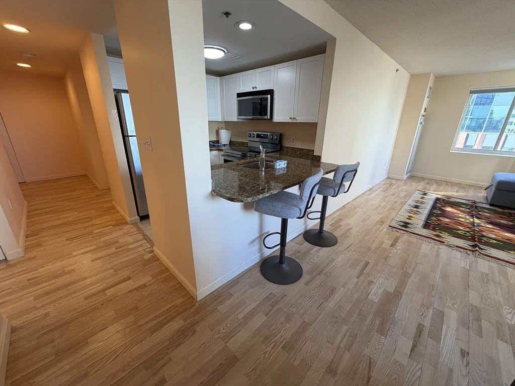 8 Museum Way, East Cambridge