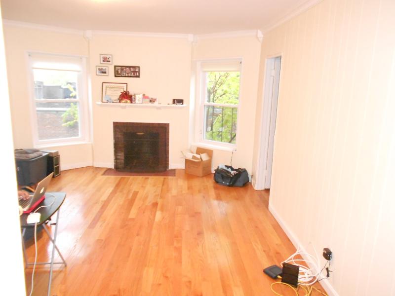 1055 Beacon St, Longwood