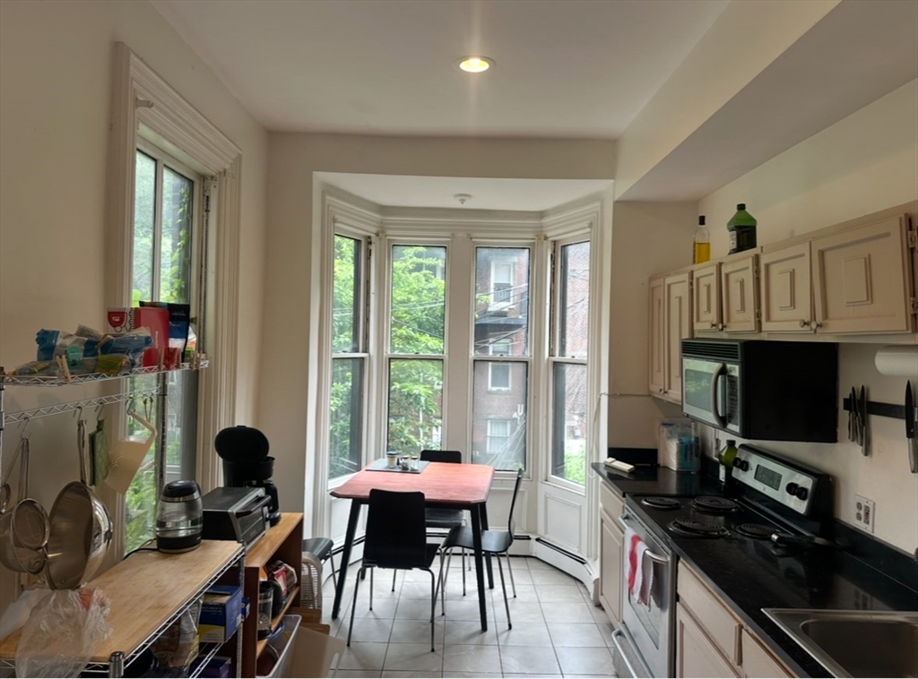 519 Massachusetts Ave, Roxbury