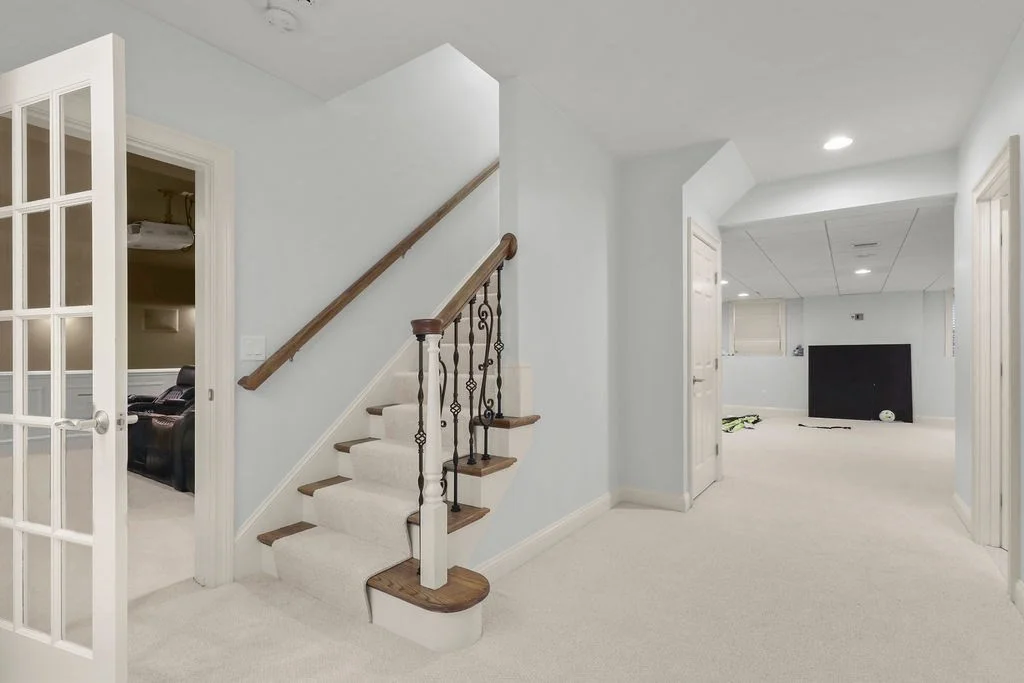 12 Ronald C Meyer Dr, North Attleboro