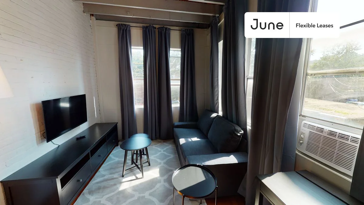 1905 Beacon St, Brookline