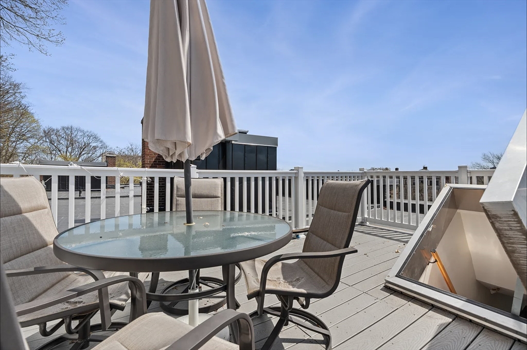 1496 Beacon St, Corey Hill