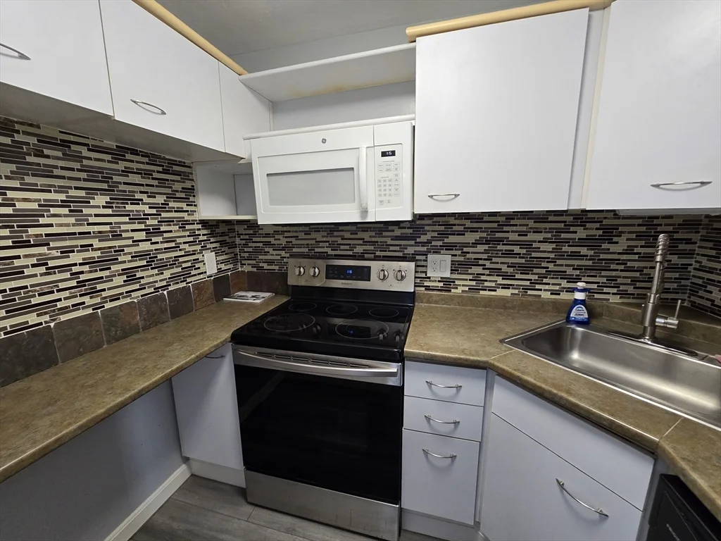 230 Willard St, Quincy