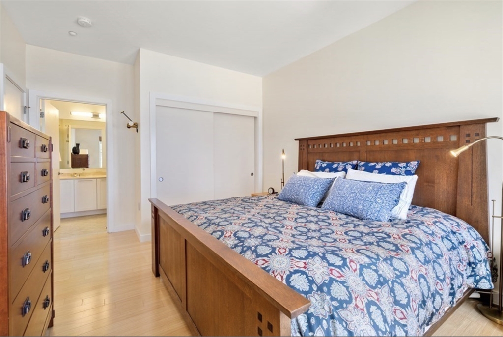 99 Chestnut Hill Ave, Brighton