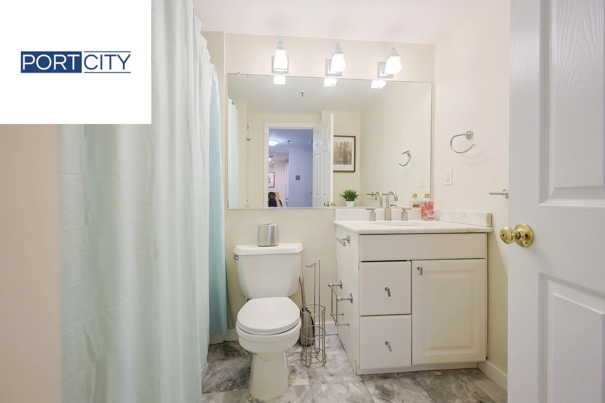 15 Beacon St, Downtown