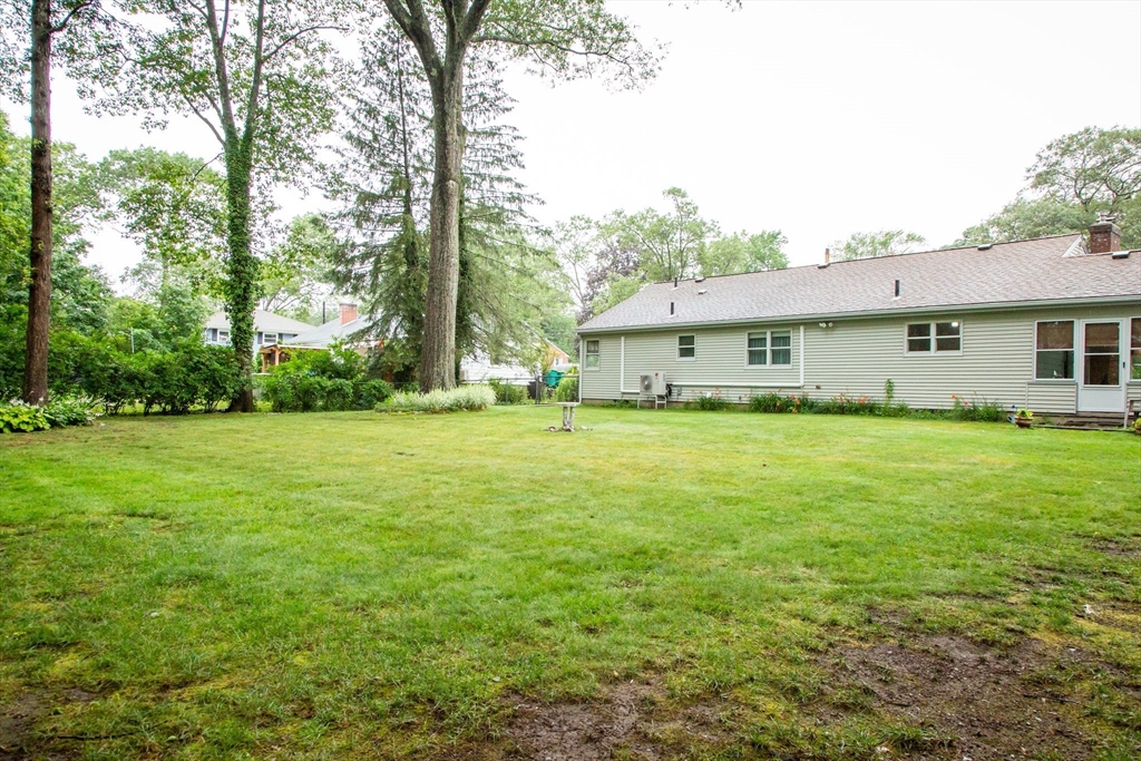 88 Sutherland Rd, North Attleboro