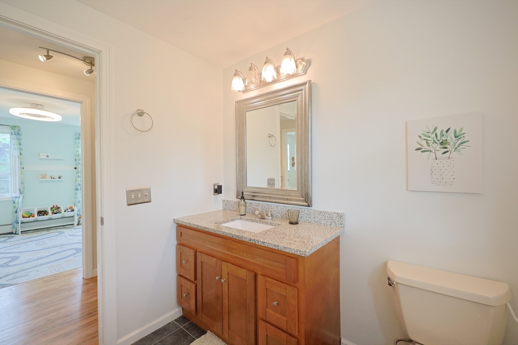 52 Galway Dr, North Attleboro