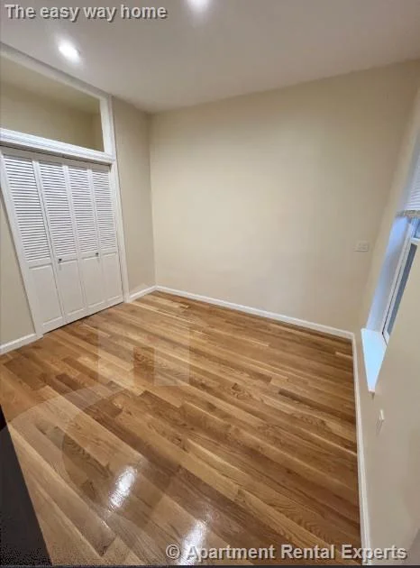 17 Bow St, Union Square