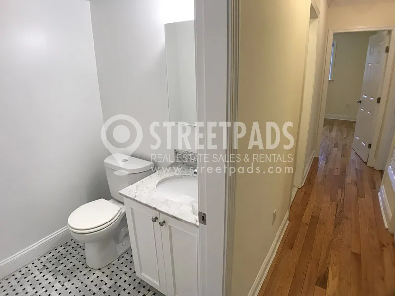 55 Langdon St, Neighborhood Nine