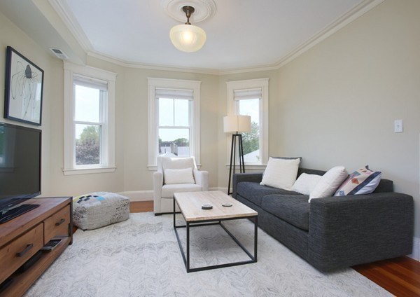 425 Medford St, Winter Hill