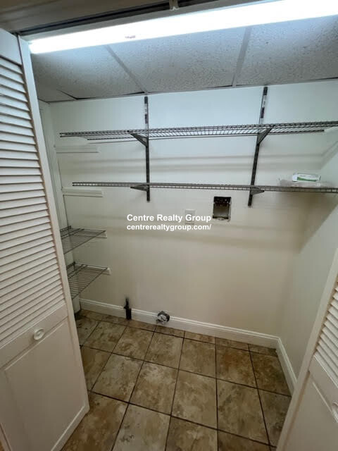 769 Watertown St, Nonantum