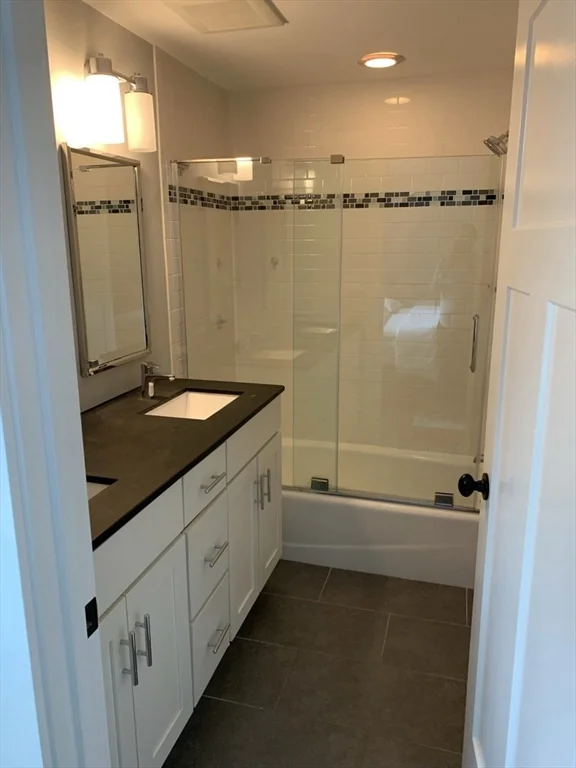 55 Eliot Cres, Chestnut Hill