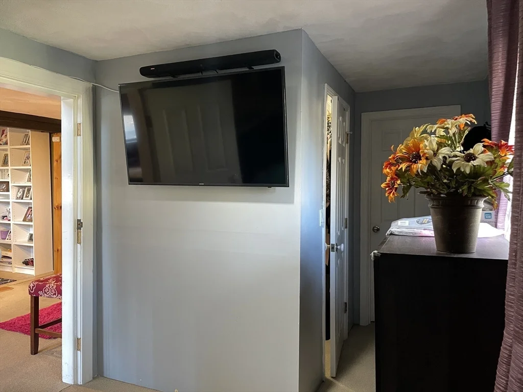 26 Pelham St, Billerica