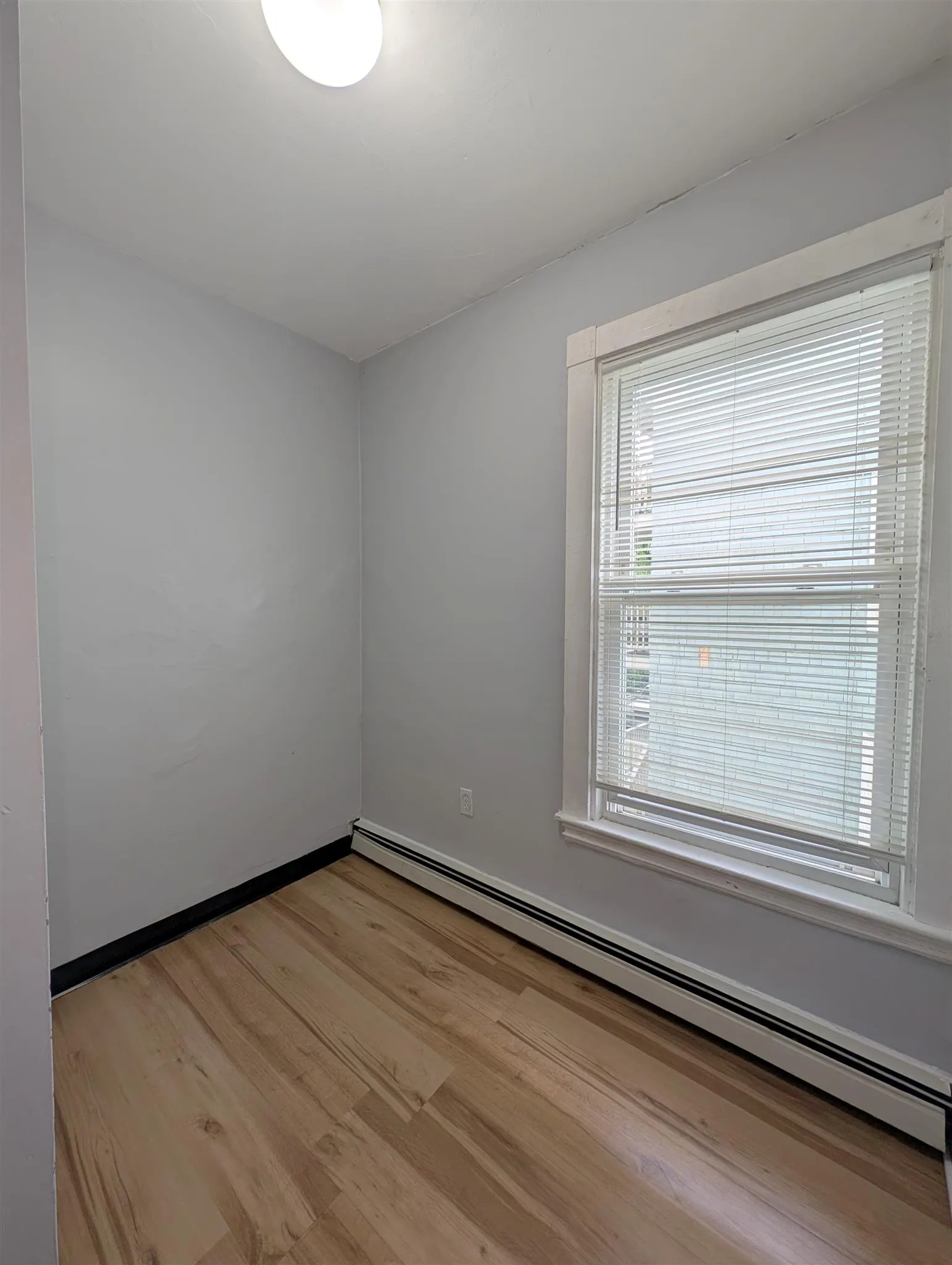 322 Beacon St, Ward Two