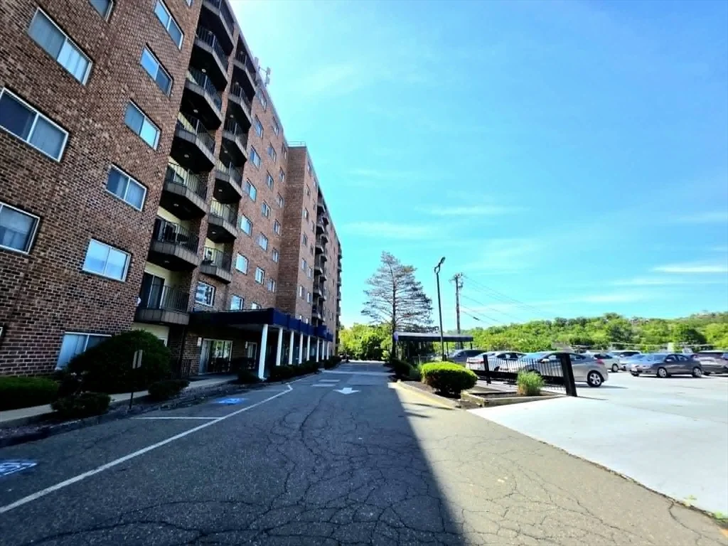 230 Willard St, Quincy