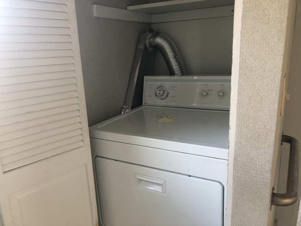 44 Hayden Rowe, Hopkinton