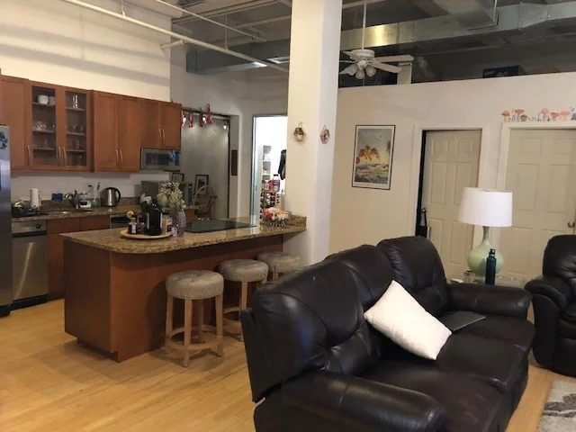 121 Beach St, Leather District