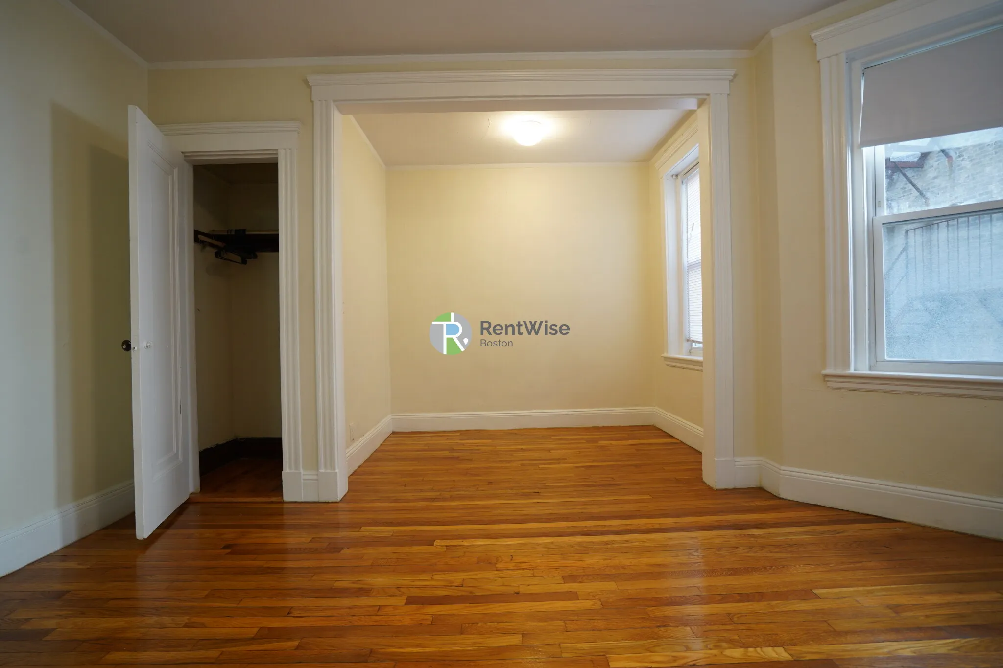 1185 Boylston St, Fenway