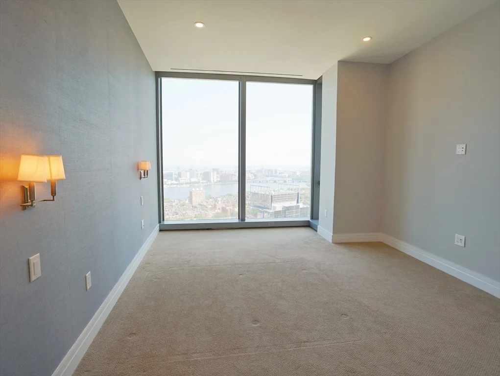 1 Dalton St, Back Bay