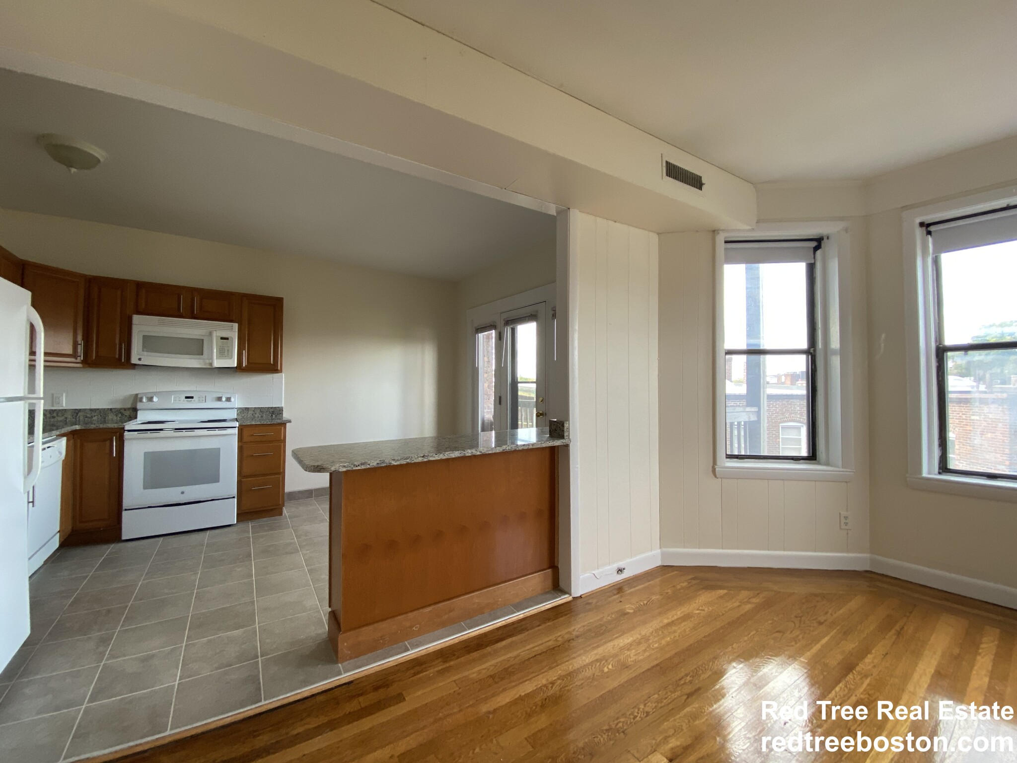 1131 Commonwealth Ave, Allston