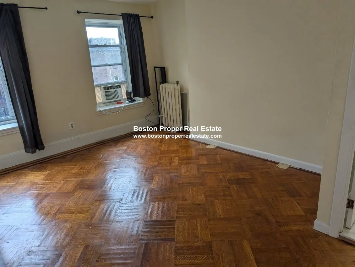 241 West Newton St, Back Bay