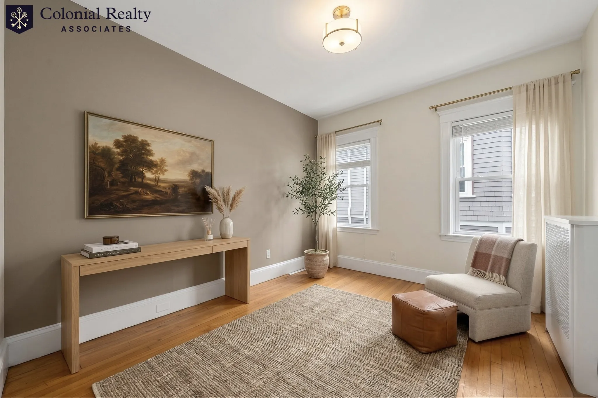 31 Champney St, Oak Square