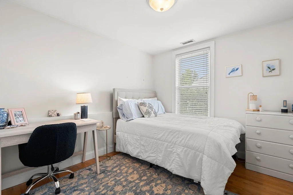 87 M St, South Boston