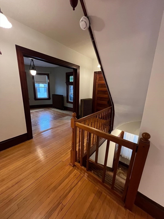 256 Maple St, Fall River