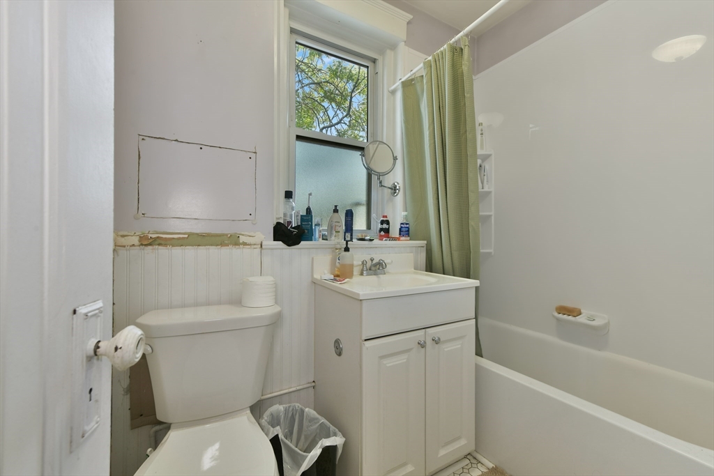 1746 Commonwealth Ave, Brighton